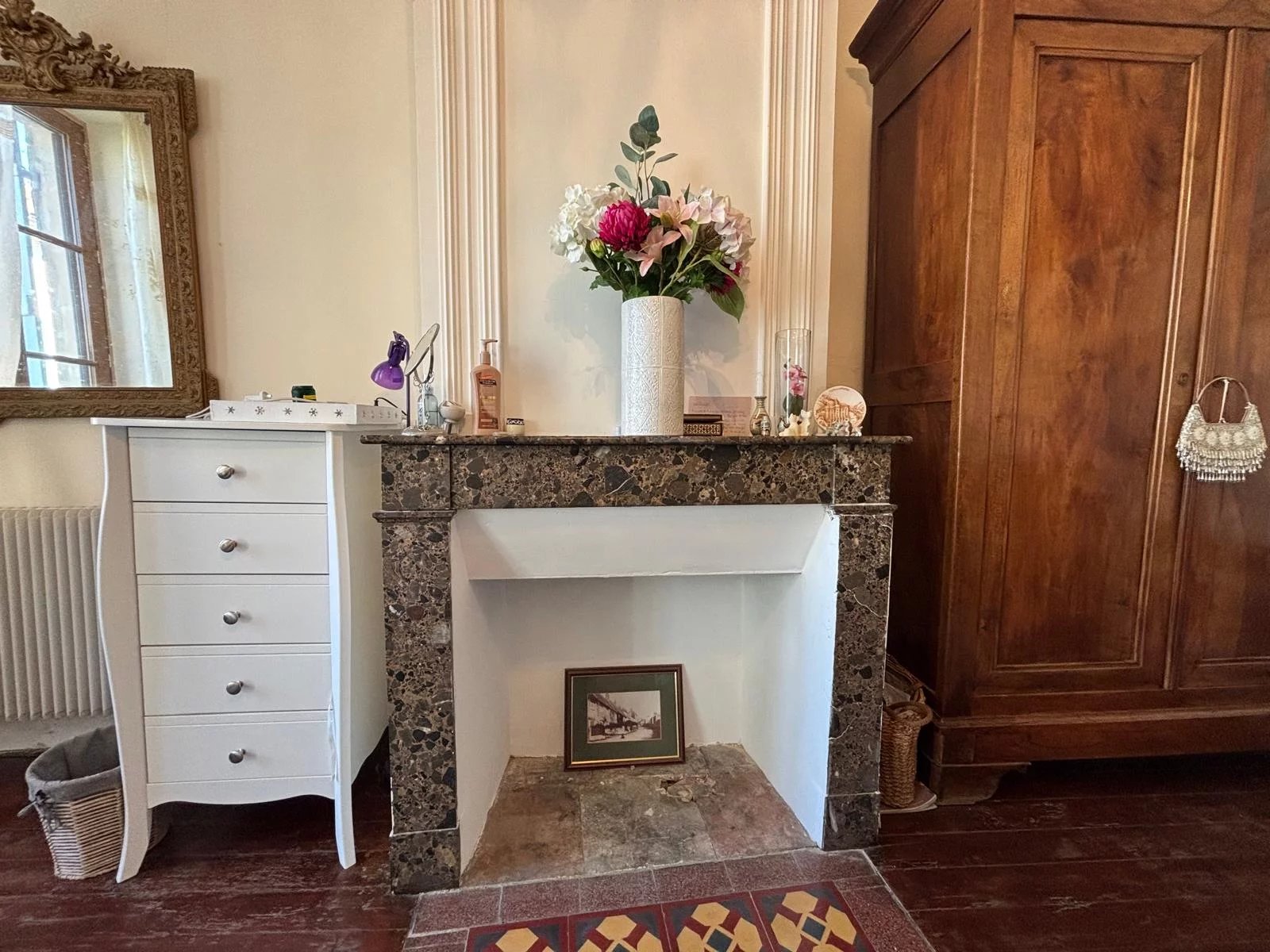 Character townhouse, walkable to village centre, Aquitaine – France – BVI85897