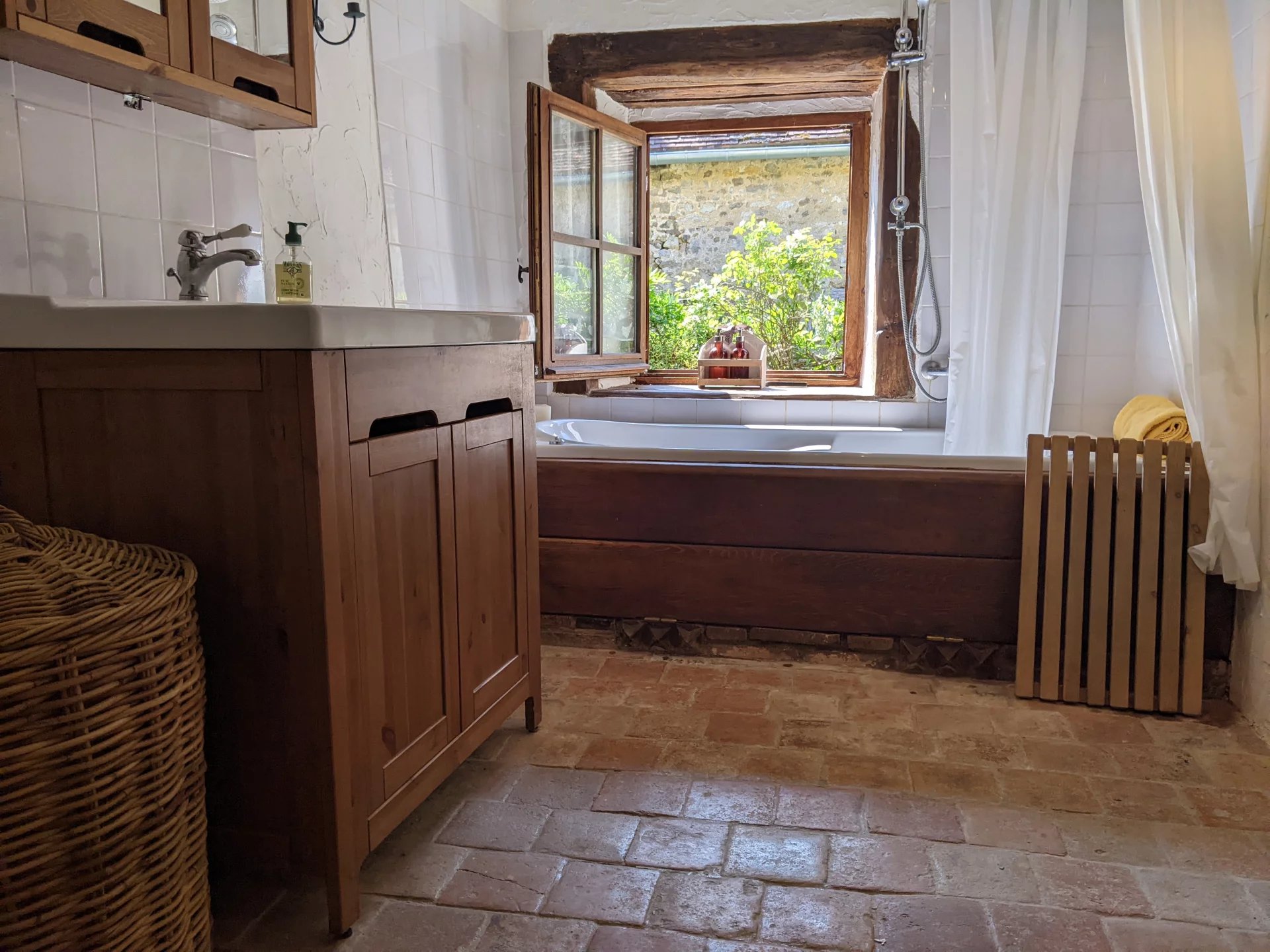 Delightful 2 bedroom character cottage in the Indre, Centre – France – BVI70784