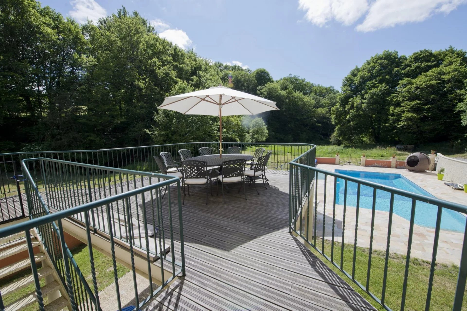 Beautifully restored historic mill with pool, lake and barn, Limousin – France – BVI81941