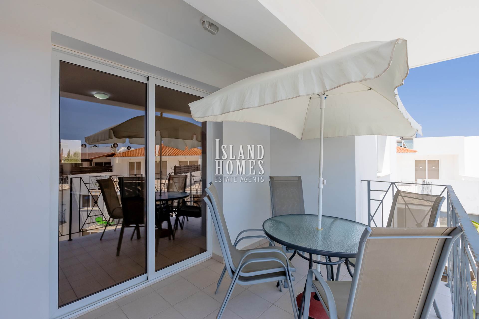 2 bedroom Apartment in Kapparis, Famagusta, Cyprus – VaR121