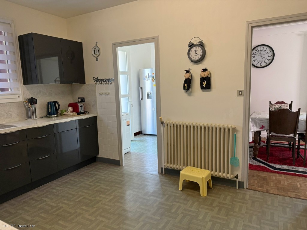 5 bedroom House in Verteuil-Sur-Charente, France – r7572