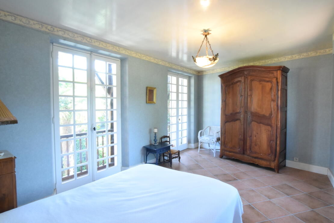 Touille – Substantial character home with pool, genuine marble floors and exceptional living space