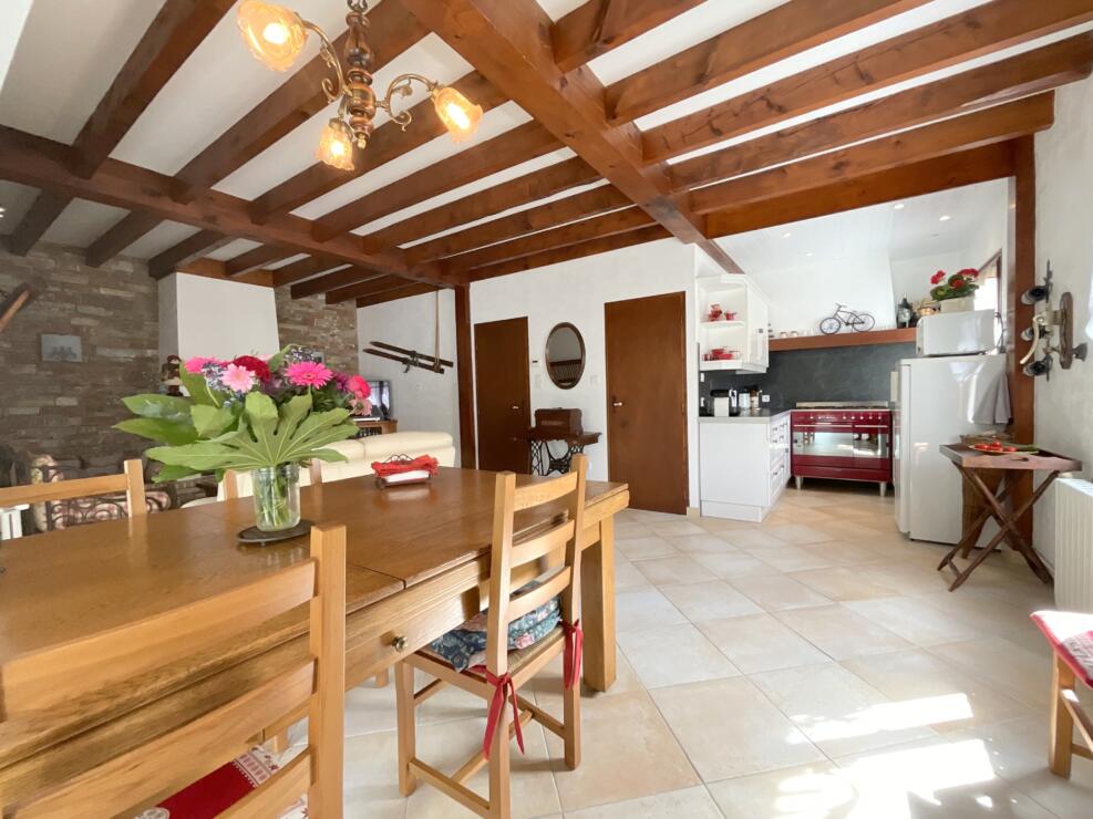Baren – Stunning panoramic views and tranquility await – a beautiful house and an apartment near Luchon and skiing
