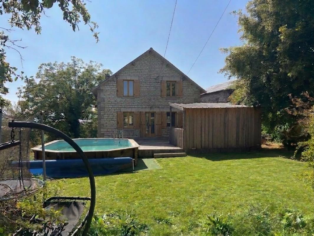 3 bedroom maison in Jugeals Nazareth, Corrèze, France