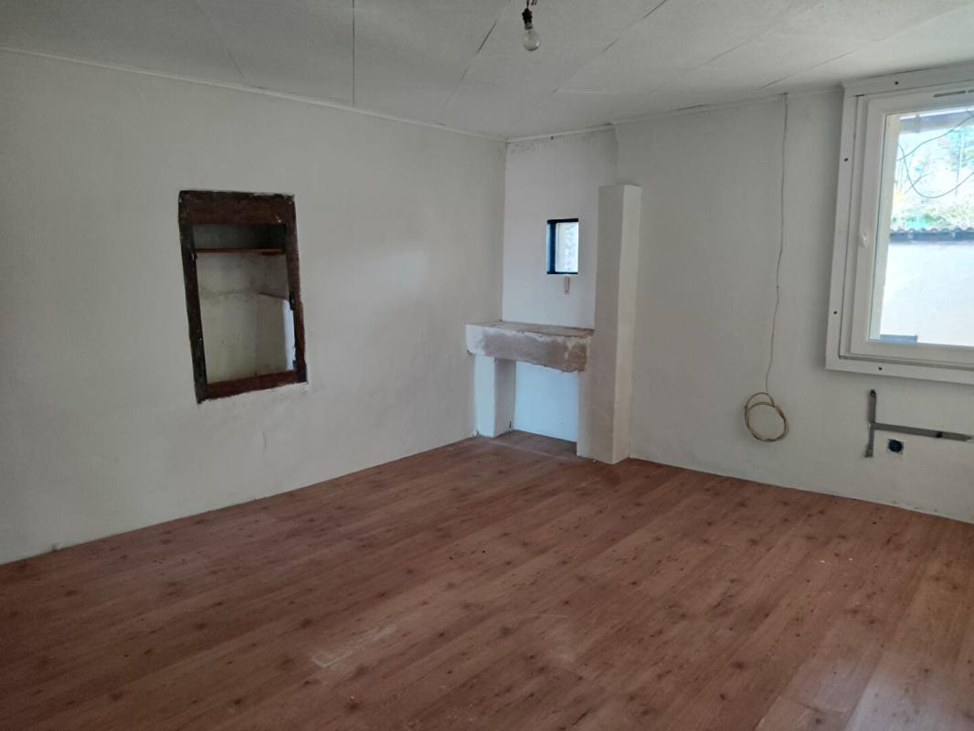 3 bedroom maison de ville in Mensignac, Dordogne, France