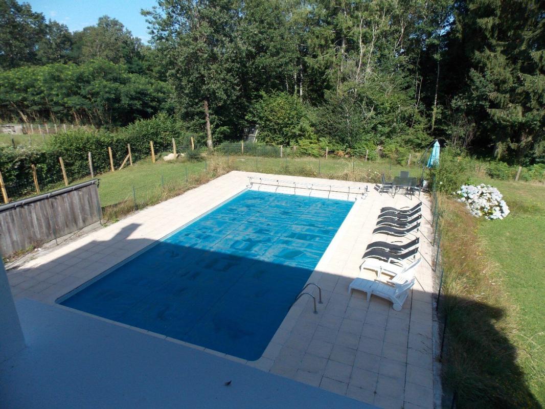 6 bedroom maison en pierres in Maisonnais Sur Tardoire, Haute-Vienne, France