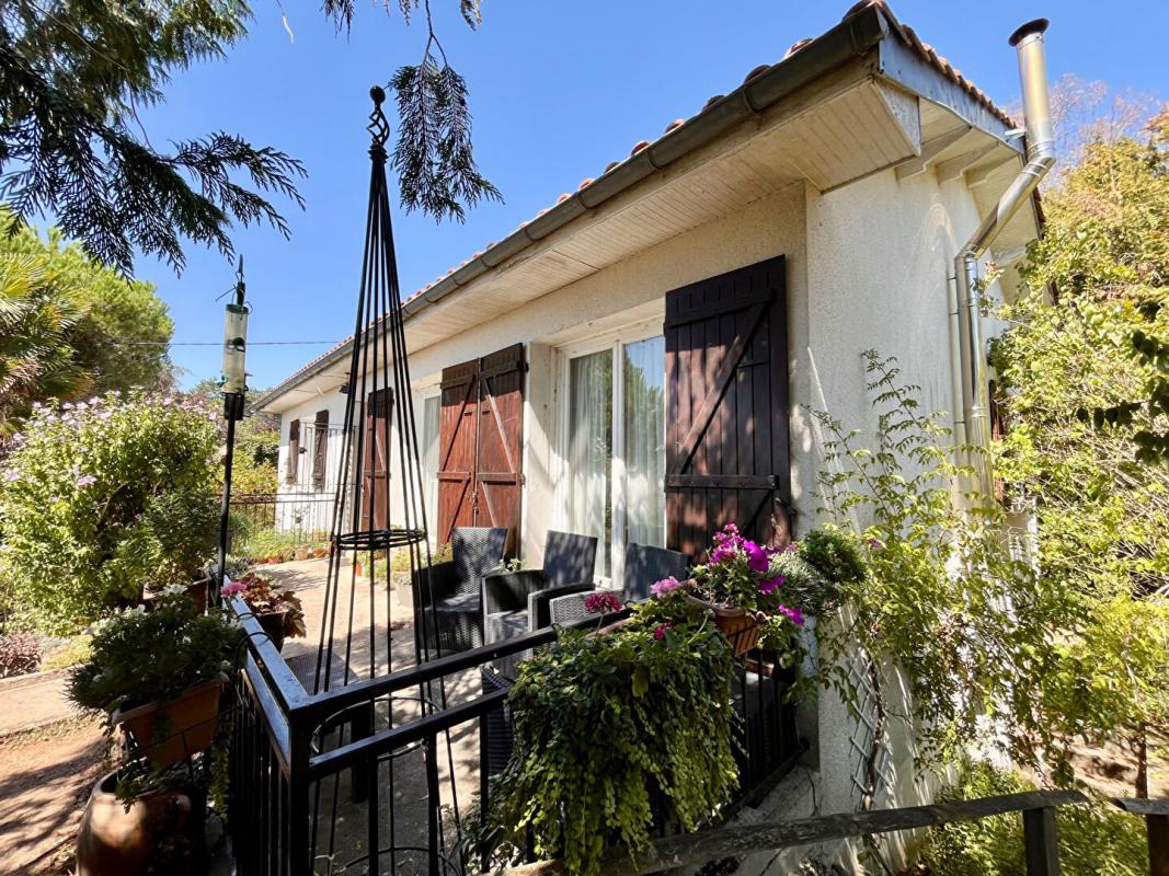 2 bedroom pavillon in Pressac, Vienne, France