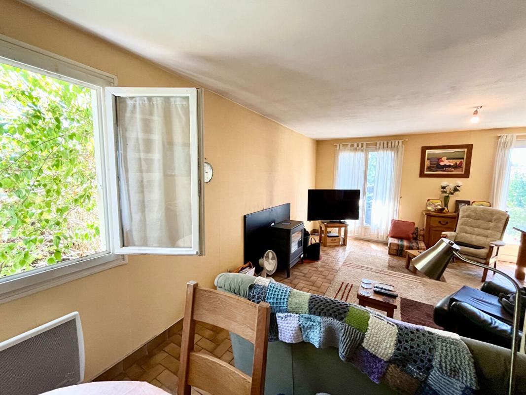 2 bedroom pavillon in Pressac, Vienne, France