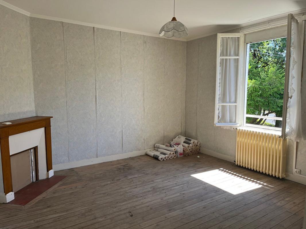 2 bedroom maison individuelle in Chassenon, Charente, France