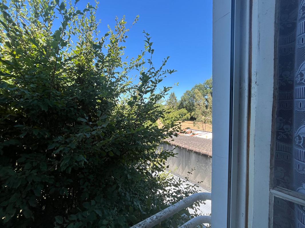 2 bedroom maison individuelle in Chassenon, Charente, France