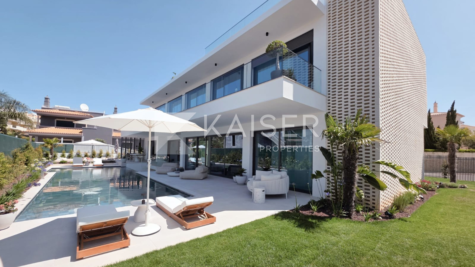 6 bedroom Villa house in Albufeira, Portugal – KP1359