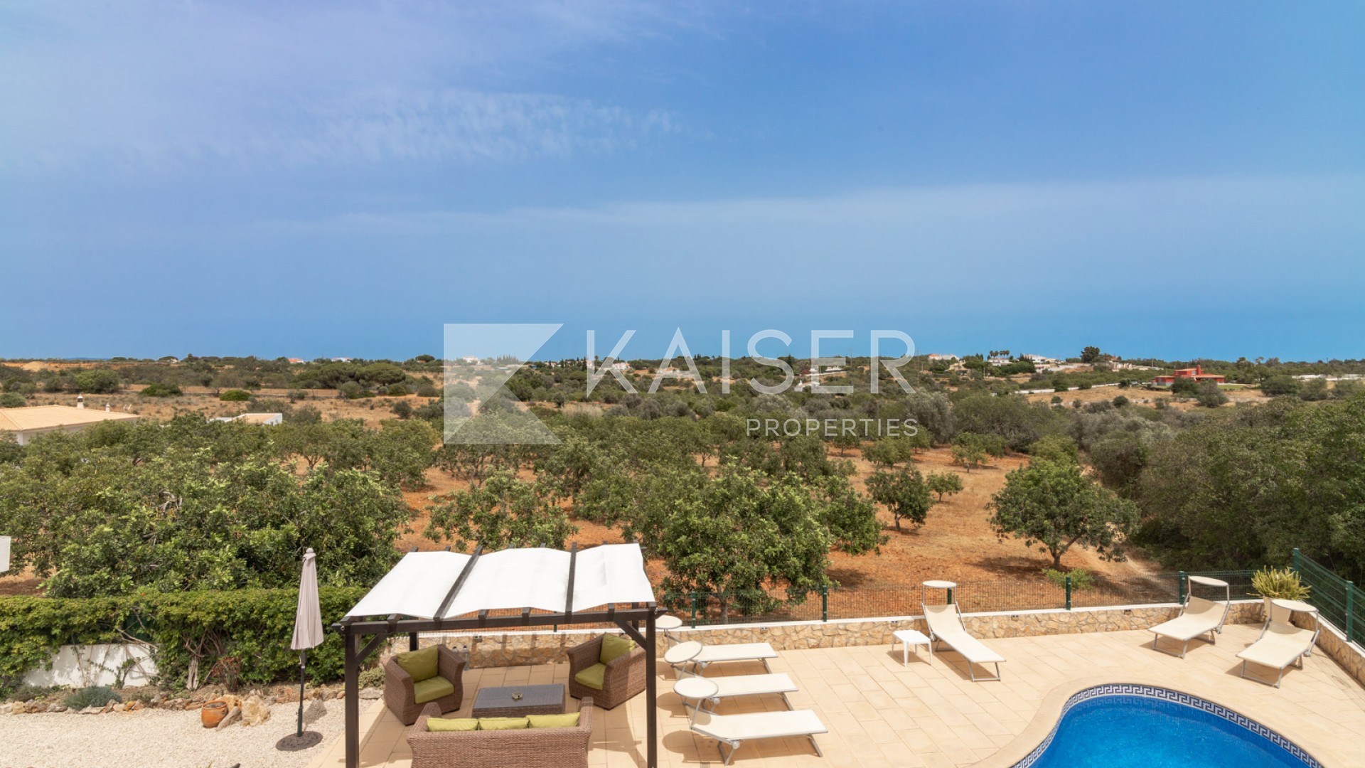 3 bedroom Villa house in Albufeira, Portugal – KP1056
