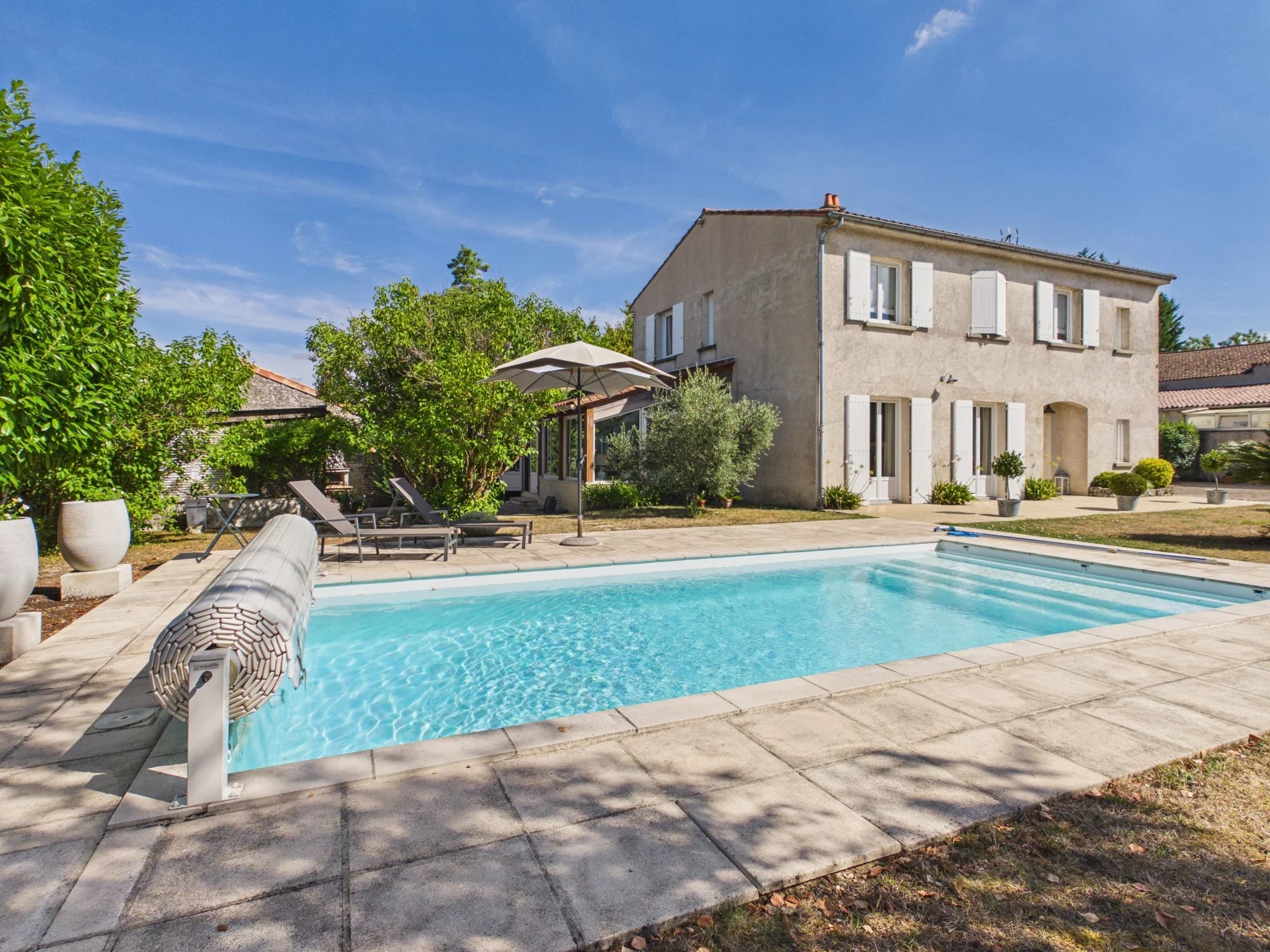 Spacious village house with pool and courtyard garden, Poitou-Charentes – France – BVI86844