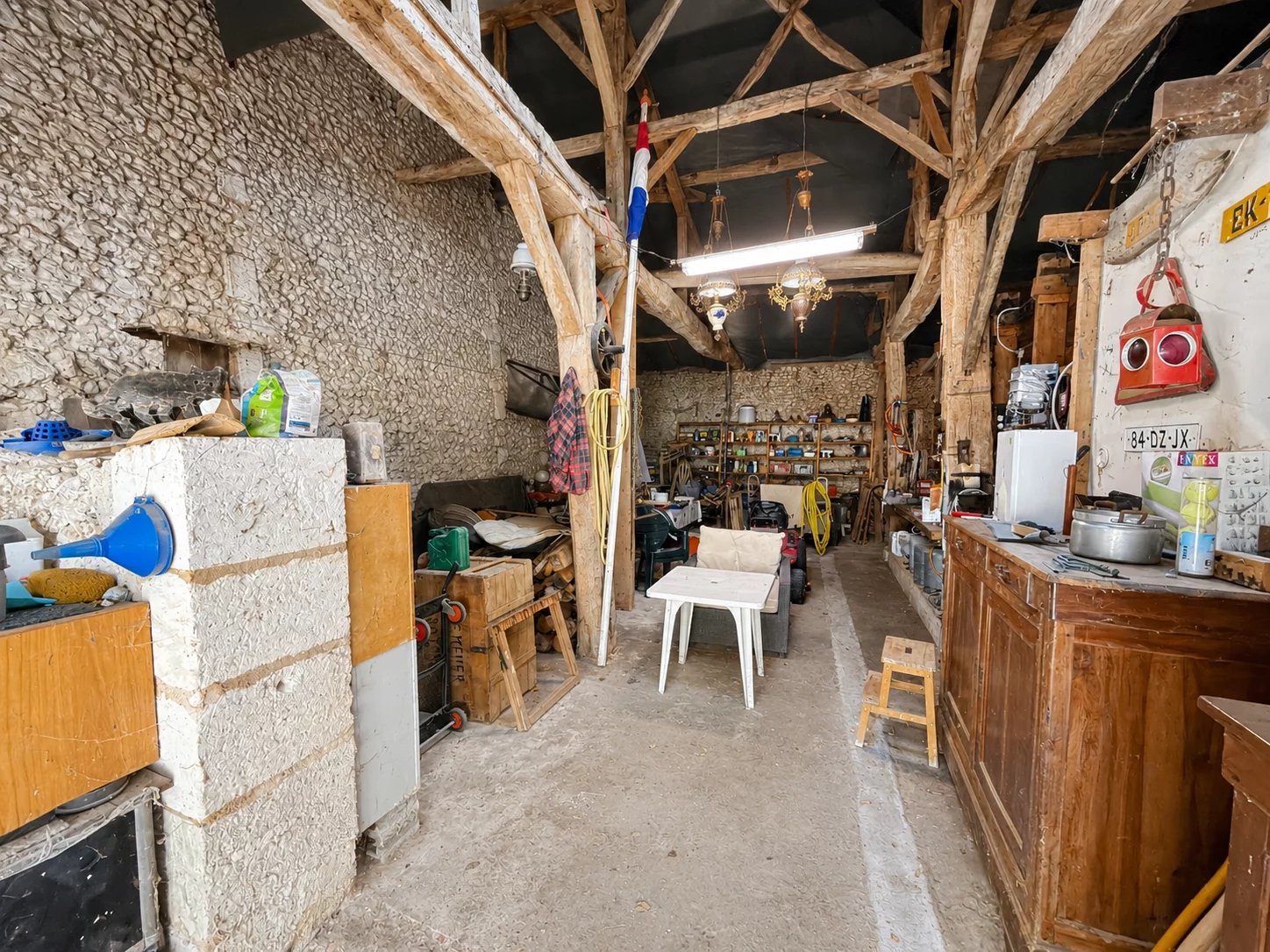 Stone House to renovate, close to Aubeterre-sur-Dronne, Aquitaine – France – BVI86827