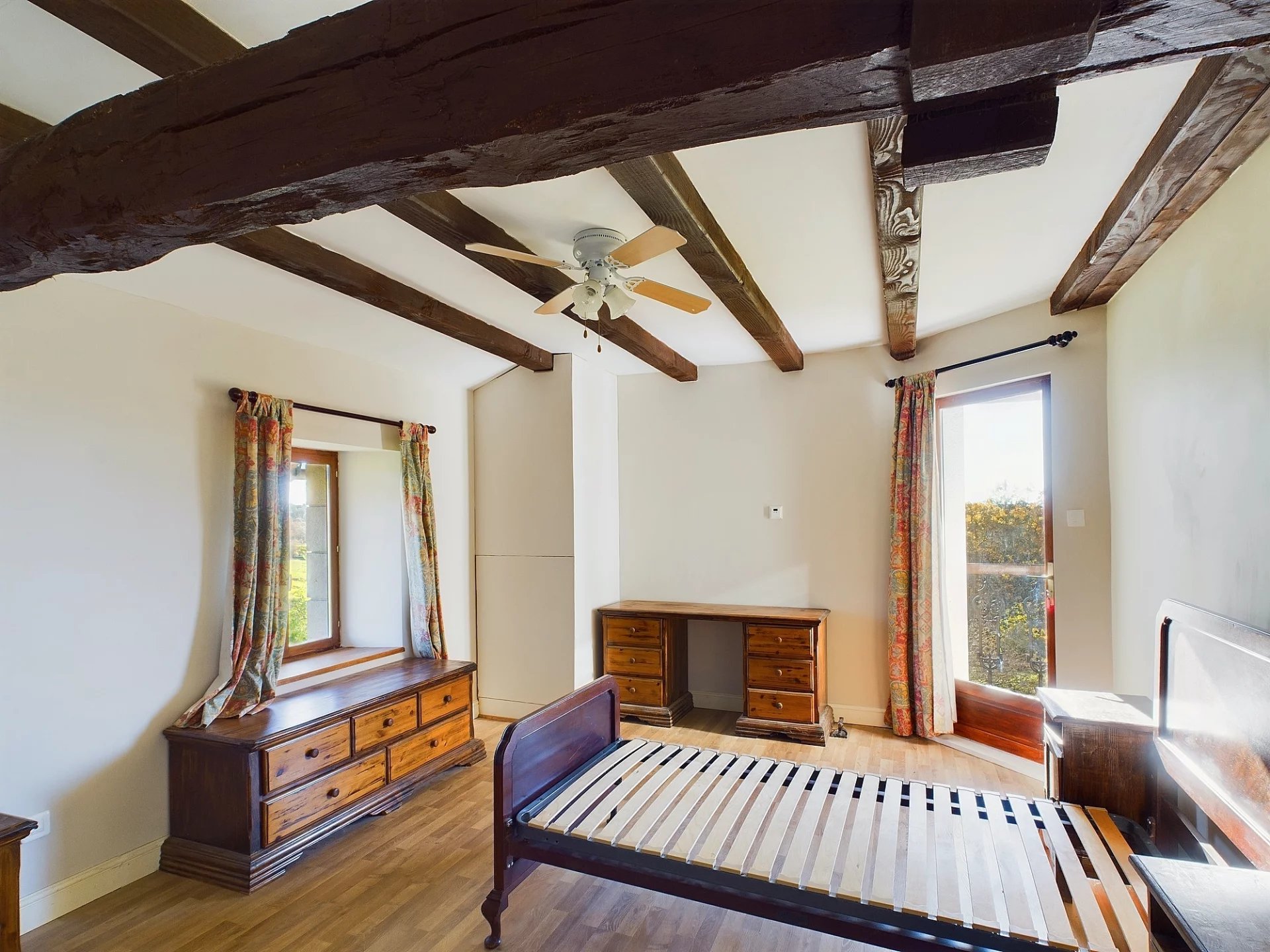 Beautiful barn converstion – open plan living downstairs & 3/4 bedrooms upstairs, Aquitaine – France – BVI61820