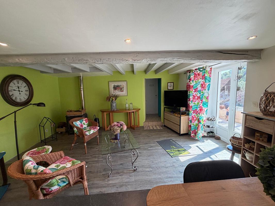 2 bedroom maison in Lacourt, Ariège, France