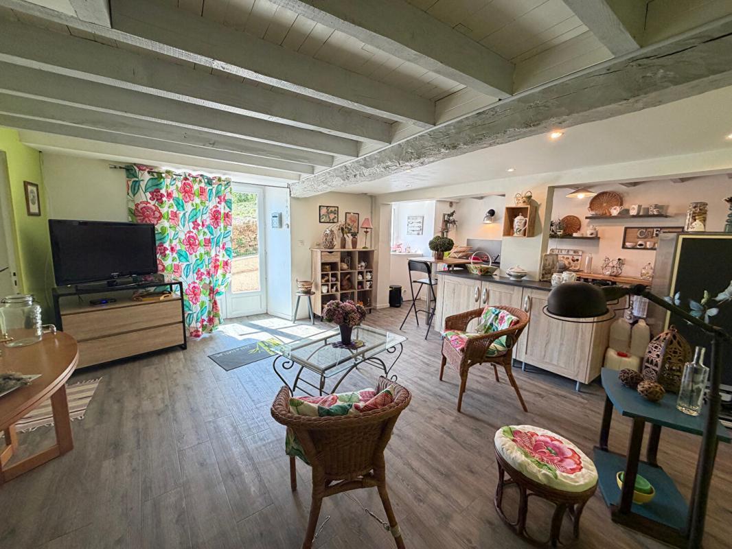 2 bedroom maison in Lacourt, Ariège, France