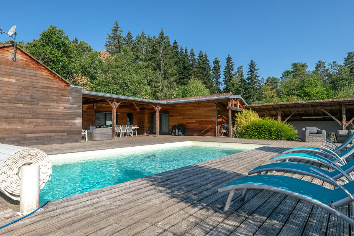 5 bedroom villa in Antonne Et Trigonant, Dordogne, France