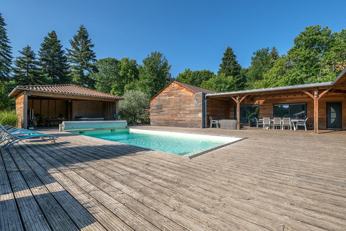 5 bedroom villa in Antonne Et Trigonant, Dordogne, France