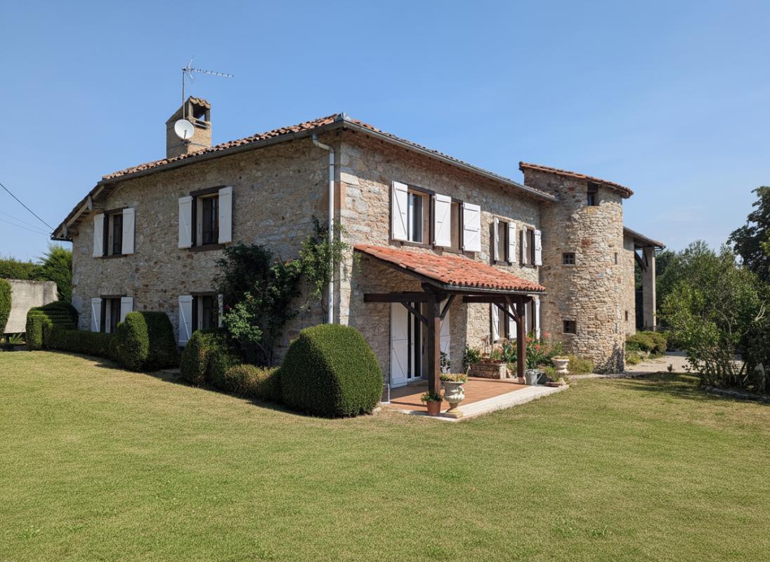 6 bedroom demeure in Foix, Ariège, France