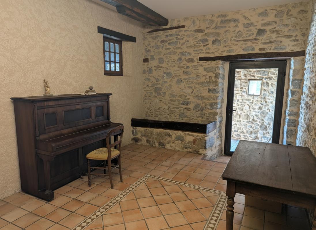 6 bedroom demeure in Foix, Ariège, France