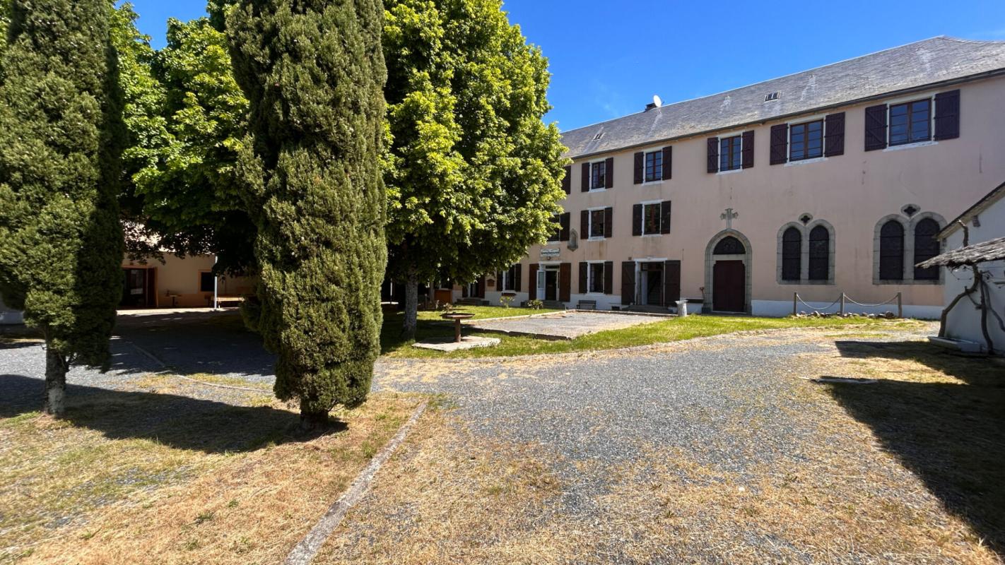 22 bedroom propriete in Villefranche De Panat, Aveyron, France