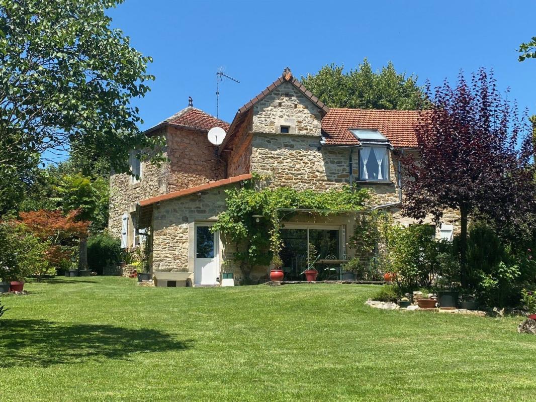 4 bedroom maison en pierres in Sainte Croix, Aveyron, France