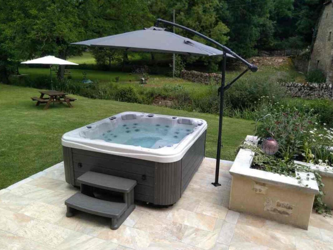 5 bedroom maison en pierres in Salles Courbaties, Aveyron, France