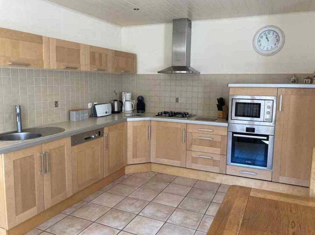 5 bedroom maison en pierres in Salles Courbaties, Aveyron, France