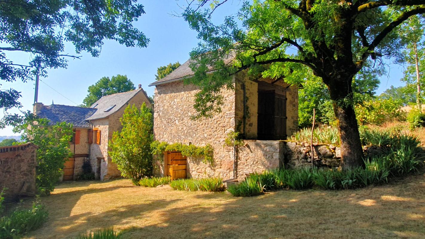 2 bedroom corps de ferme in Le Bas Segala, Aveyron, France