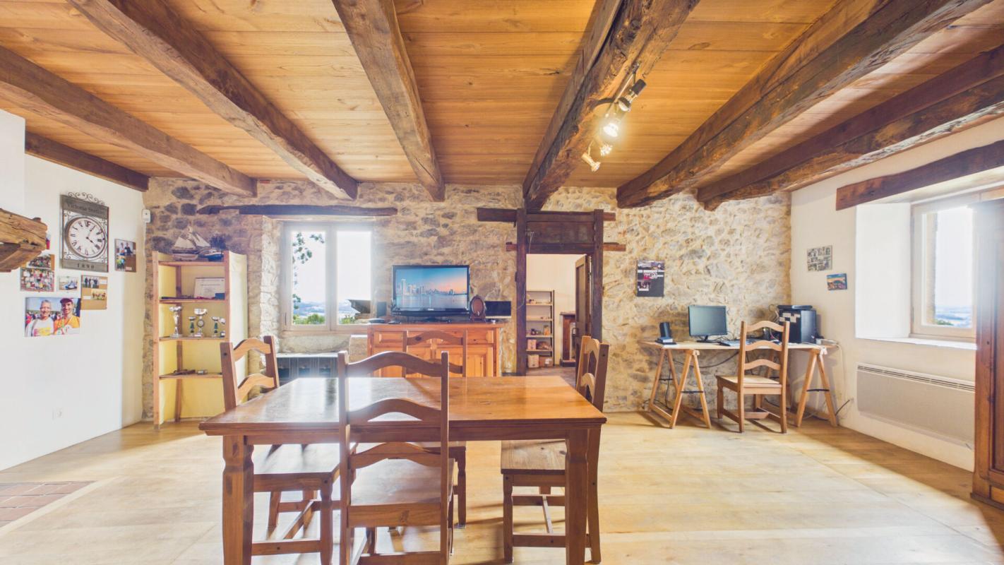 2 bedroom corps de ferme in Le Bas Segala, Aveyron, France