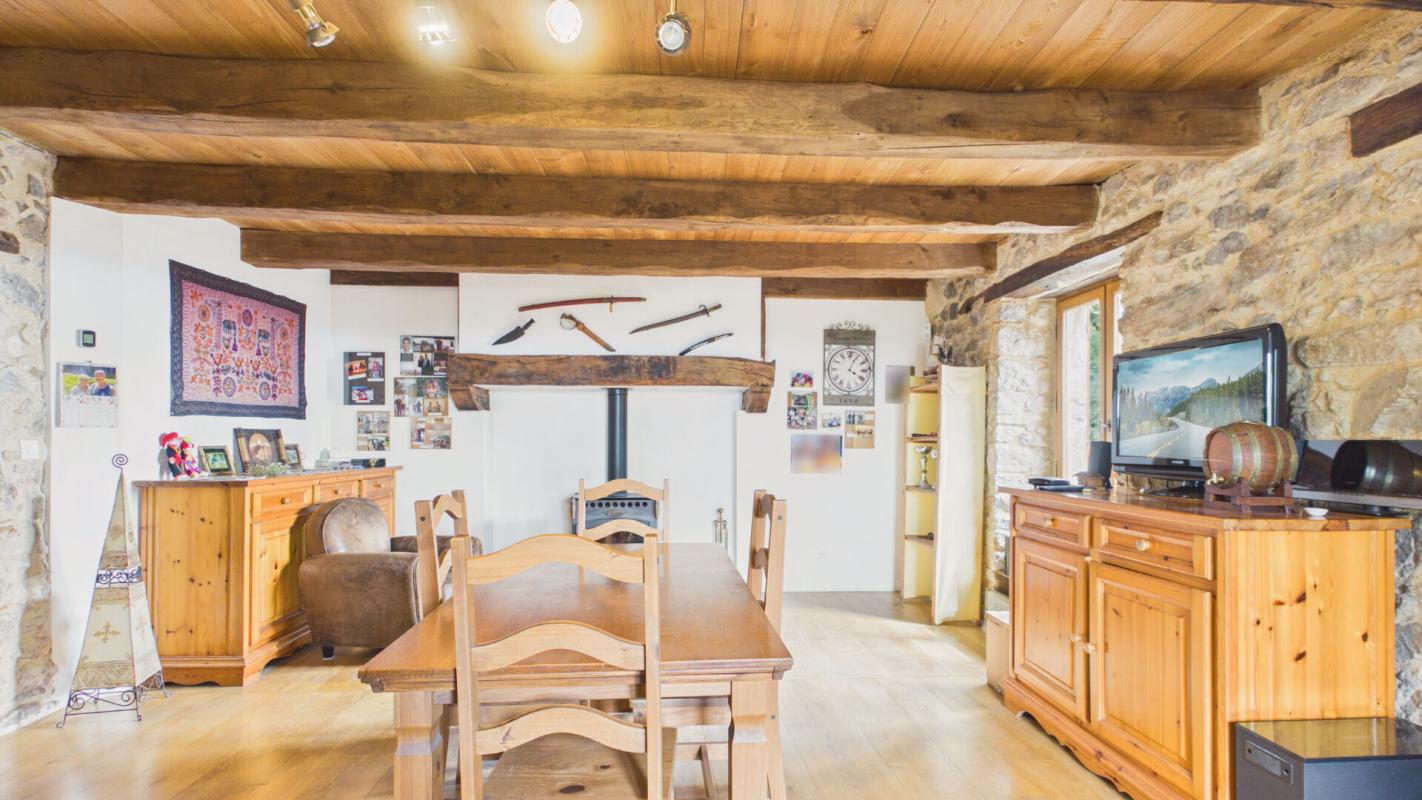 2 bedroom corps de ferme in Le Bas Segala, Aveyron, France