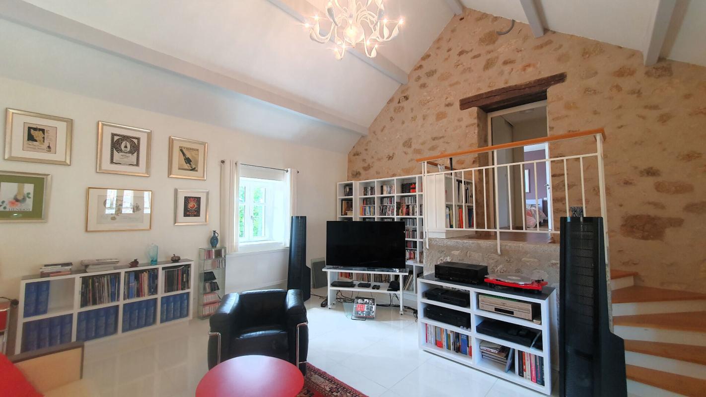 2 bedroom propriete in Lunac, Aveyron, France