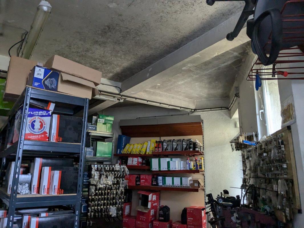 local commercial in Capdenac Gare, Aveyron, France
