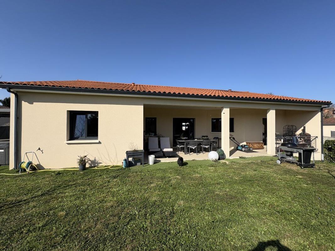 3 bedroom maison neuve in Figeac, Lot, France
