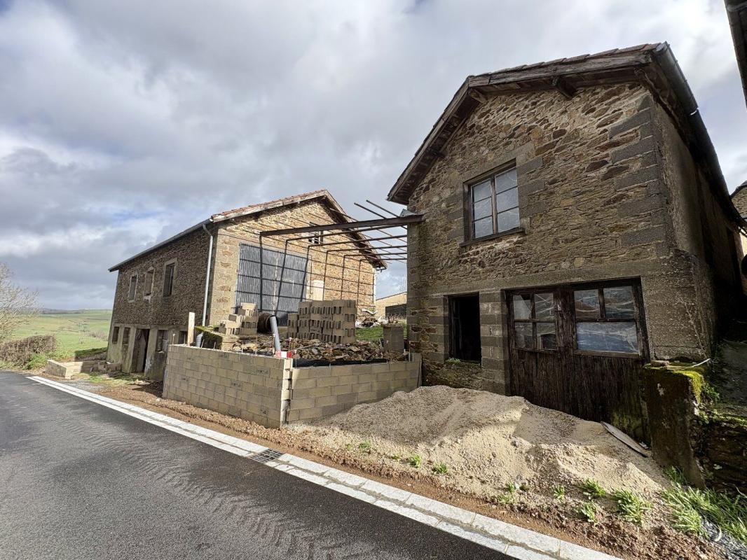 maison in Almont Les Junies, Aveyron, France