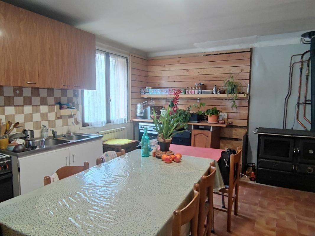 6 bedroom maison in Villeneuve D Olmes, Ariège, France