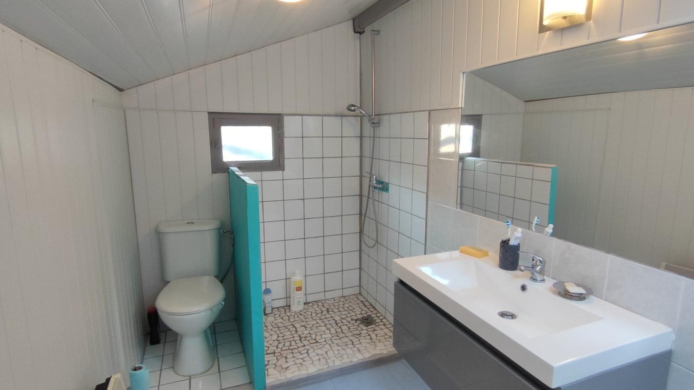 2 bedroom maison de village in L Aiguillon, Ariège, France