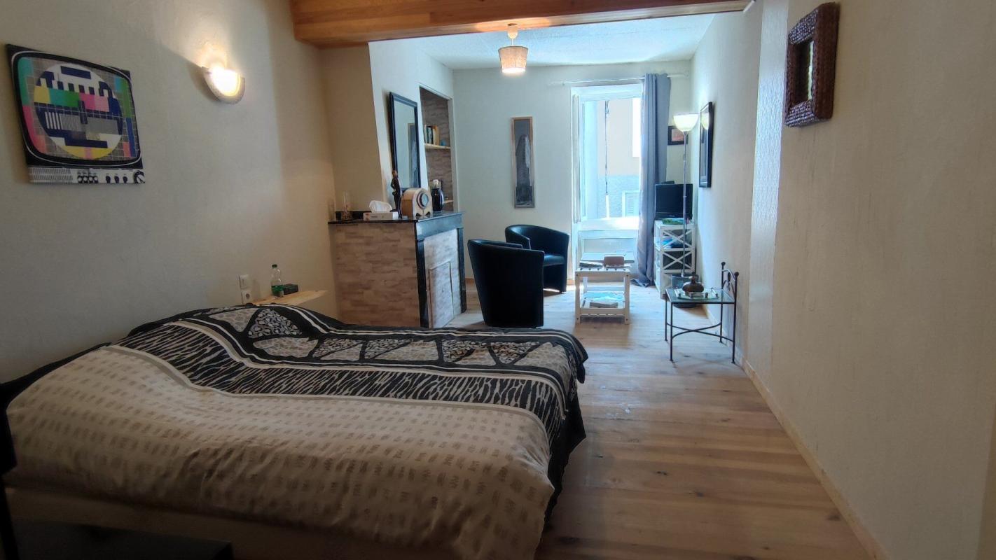 2 bedroom maison de village in L Aiguillon, Ariège, France