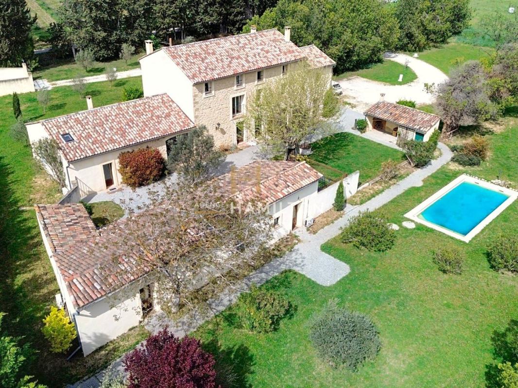 5 bedroom mas in Monteux, Vaucluse, France