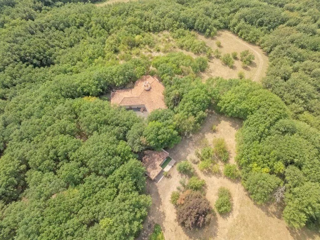 An exceptional private estate in an unspoilt natural setting, Aquitaine – France – BVI86235
