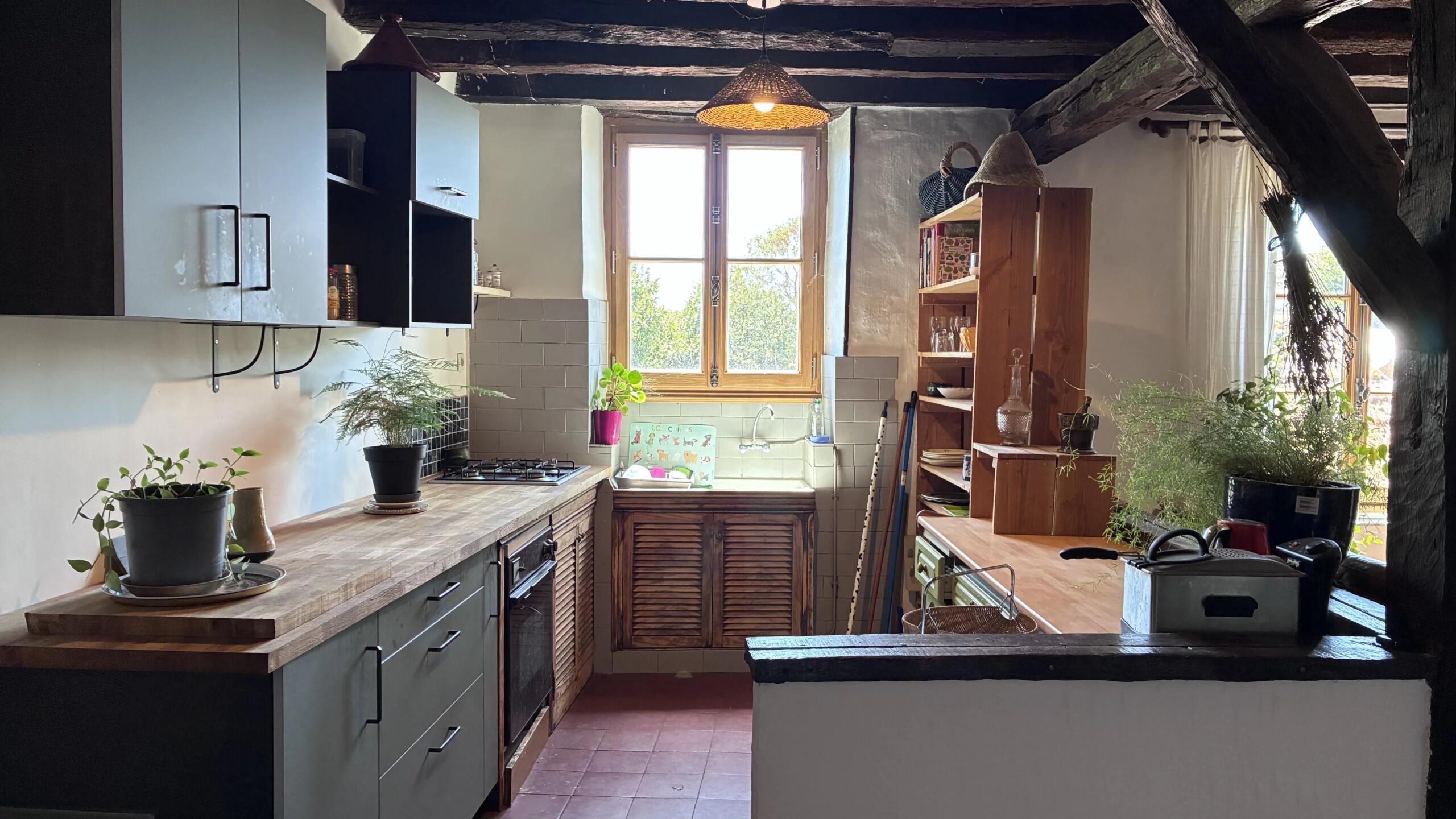 Renovated townhouse, old town Montmorillon, Poitou-Charentes – France – BVI86697