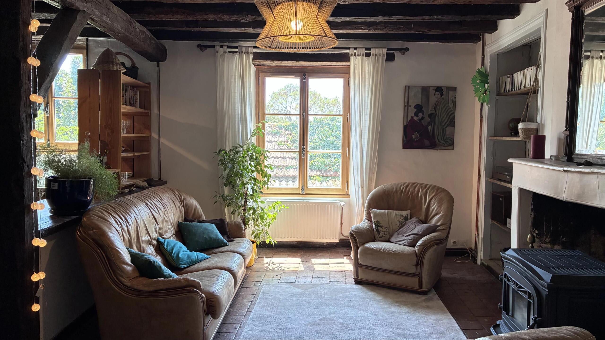 Renovated townhouse, old town Montmorillon, Poitou-Charentes – France – BVI86697