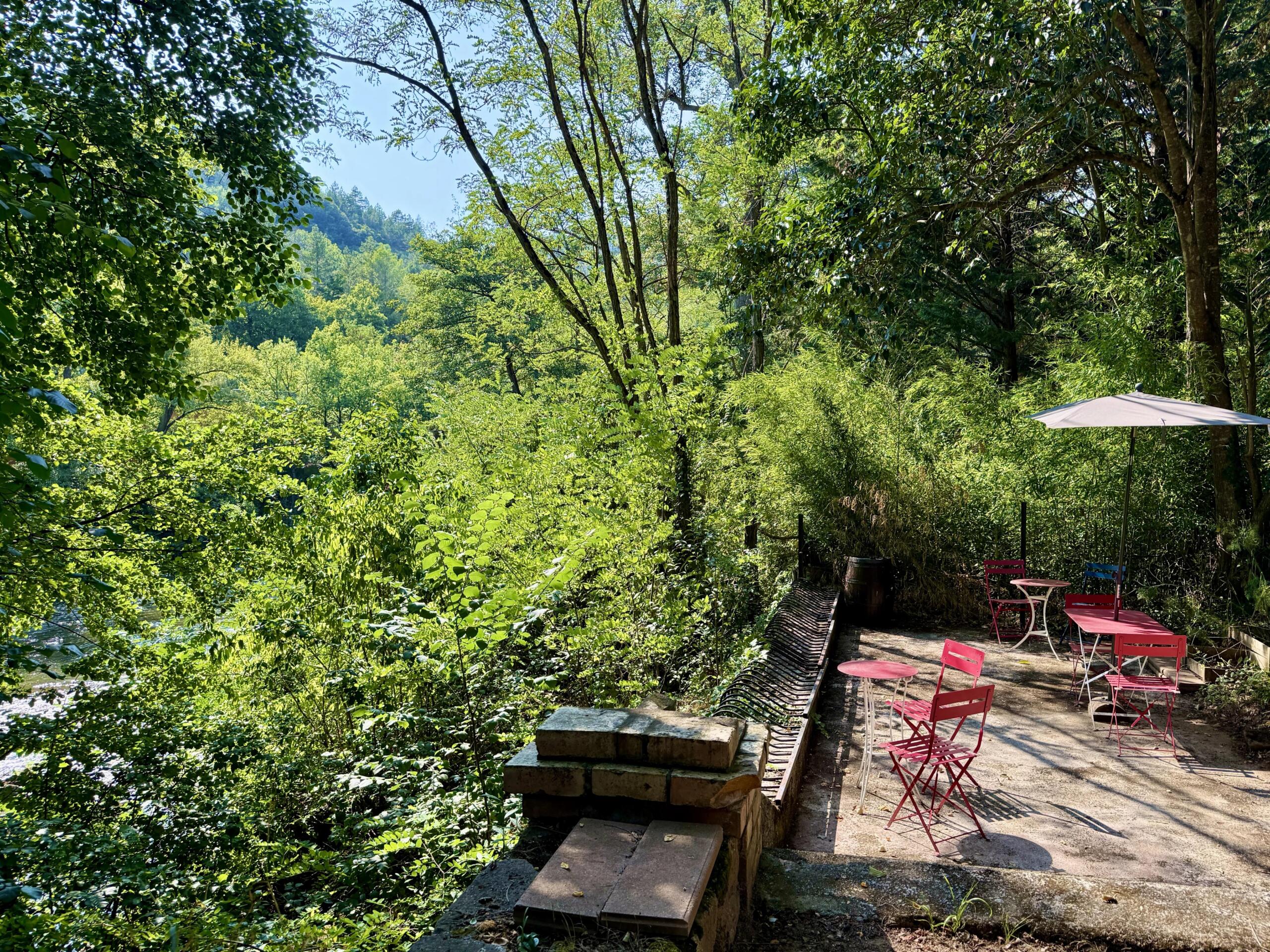 Characterful Riverside Home in the Heart of Medieval Alet-les-Bains, Languedoc-Roussillon – France – BVI86849