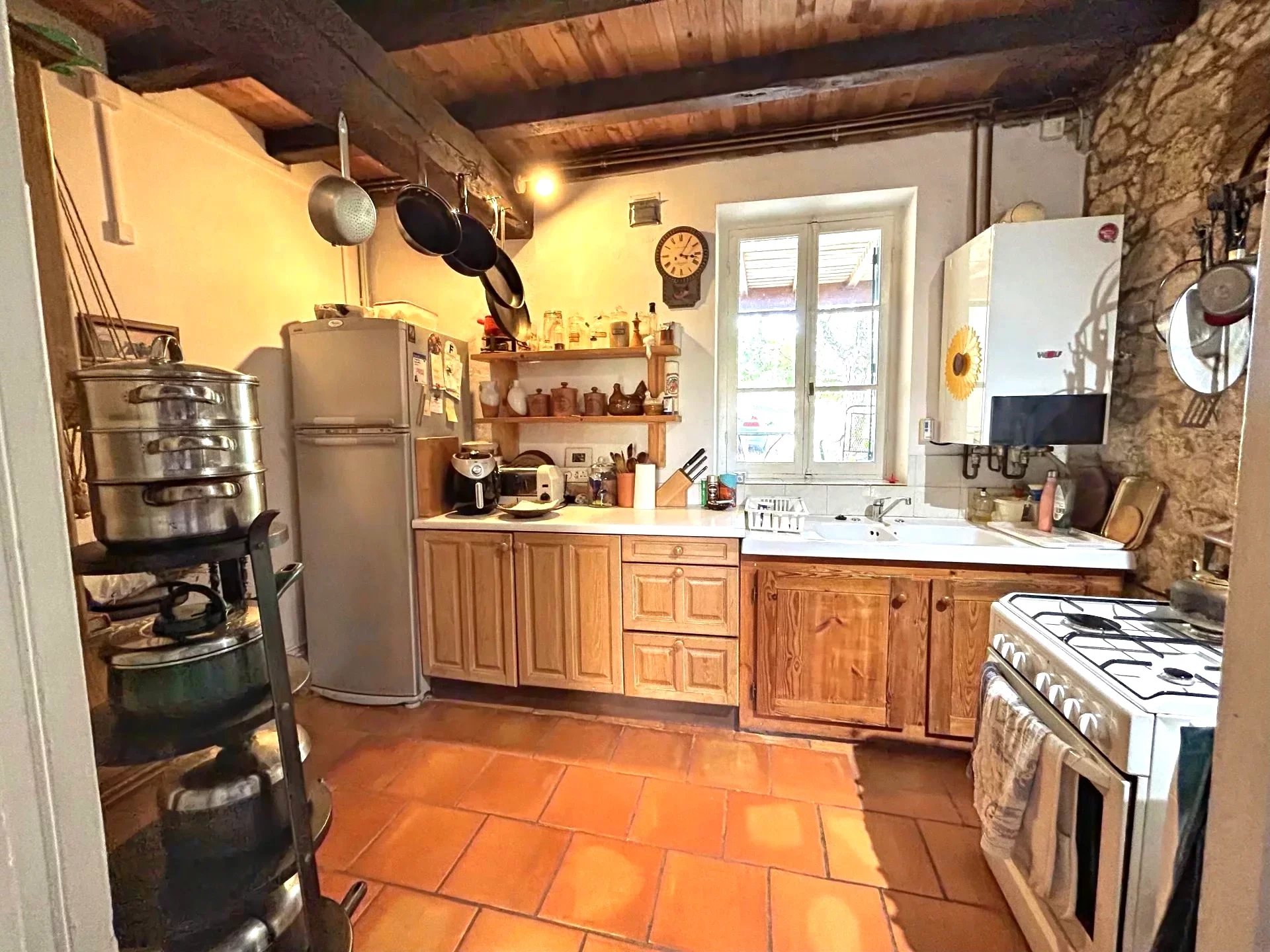 Charming Stone Cottage Near Duras, Aquitaine – France – BVI72444