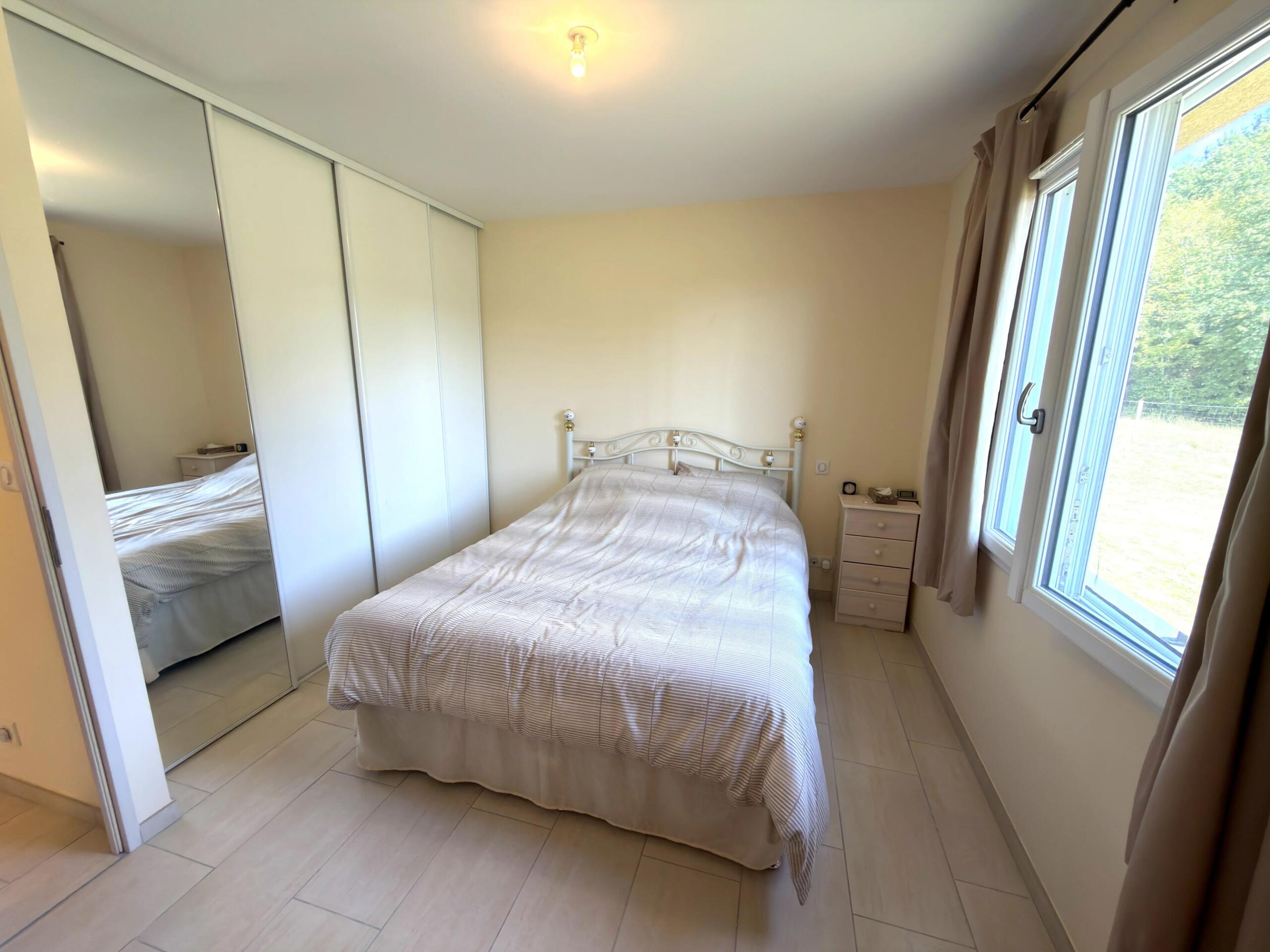 Modern single-storey villa with 3.3 ha of land, Poitou-Charentes – France – BVI86316