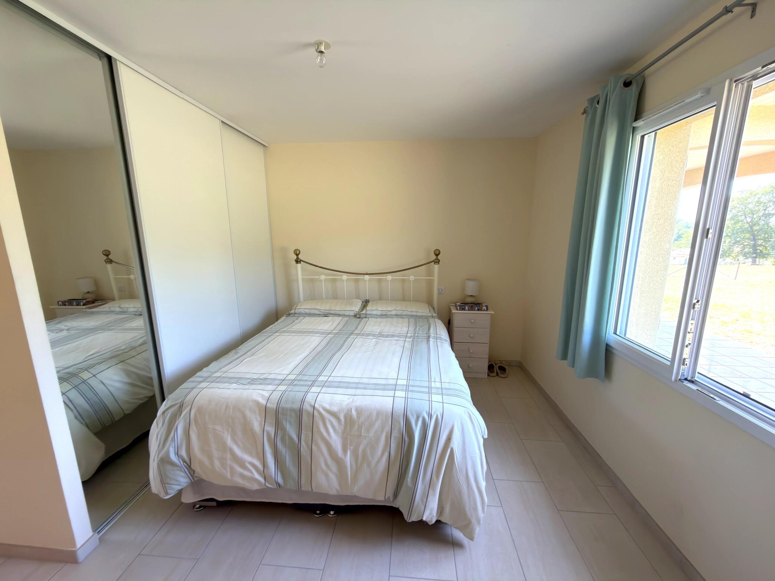 Modern single-storey villa with 3.3 ha of land, Poitou-Charentes – France – BVI86316