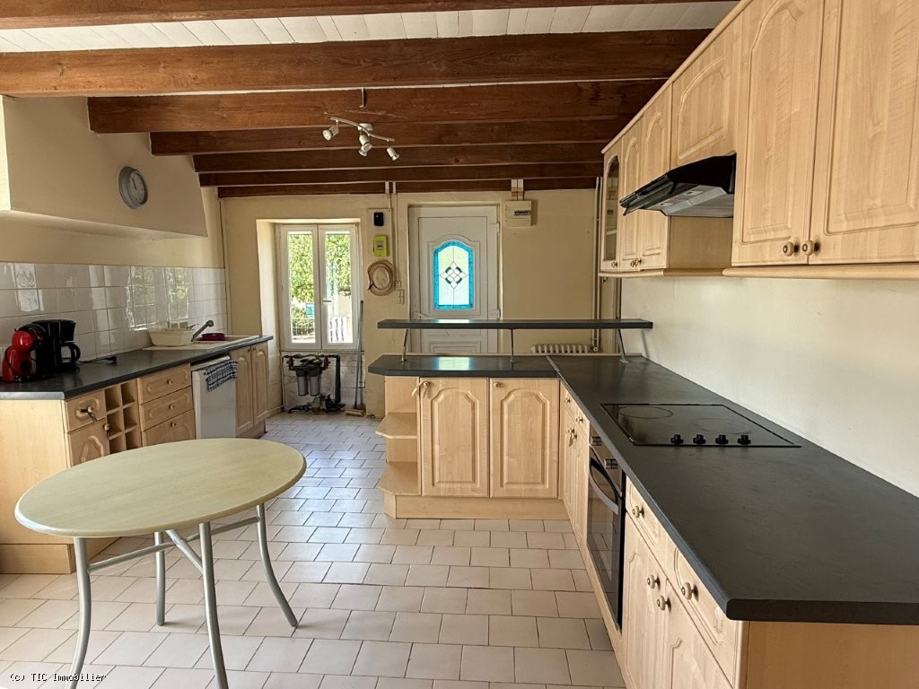 2 bedroom House in Ruffec, France – r7564