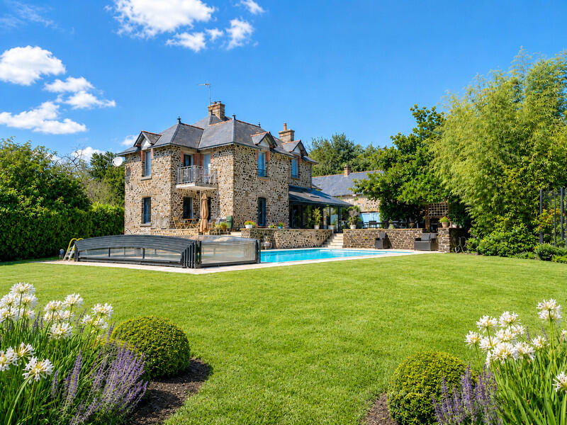 Charming 5-Bedroom Former Village School for Sale with Pool, Sauna and Gardens near Rennes, Brittany – France