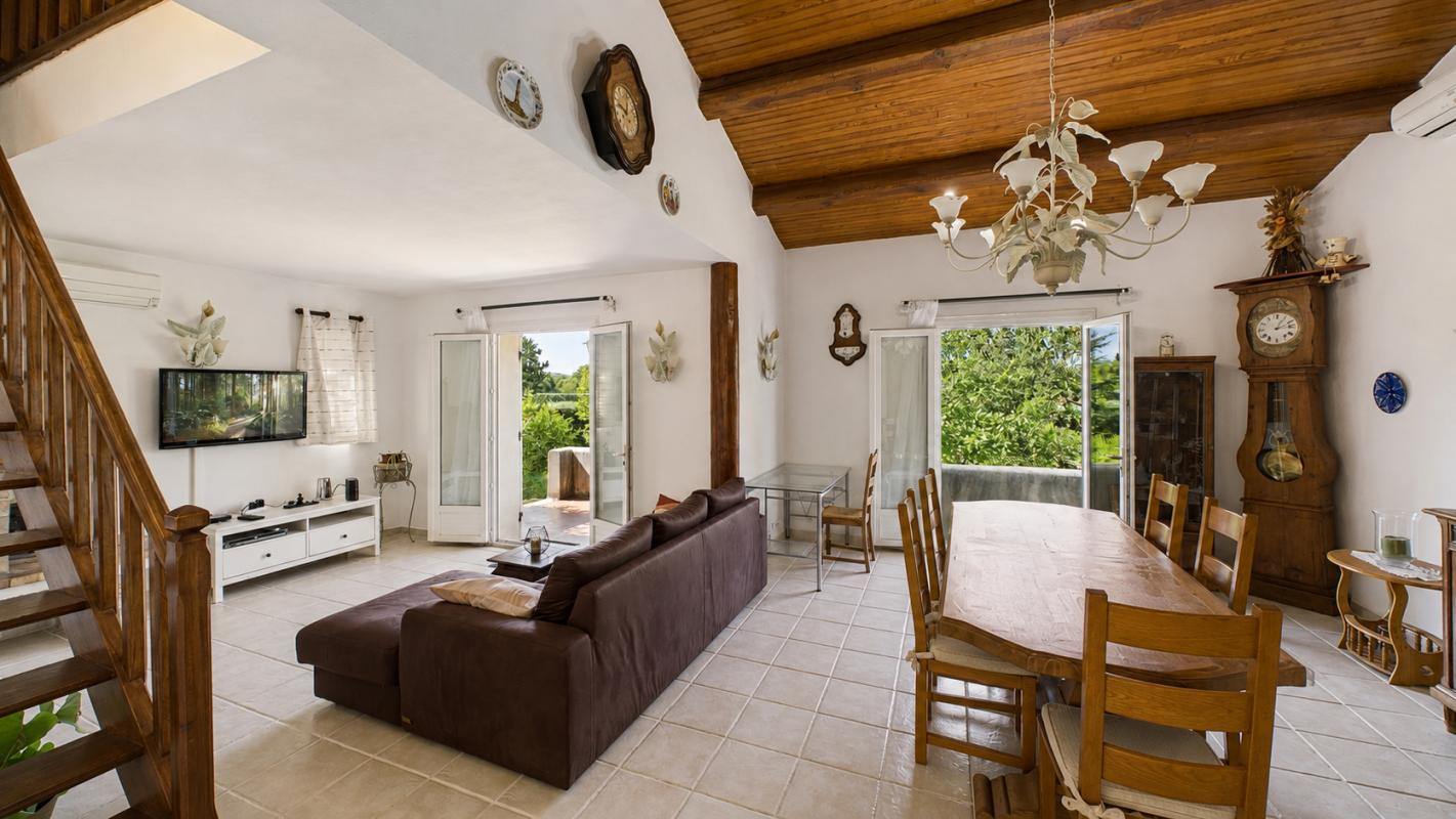 5 bedroom maison in Pernes Les Fontaines, Vaucluse, France